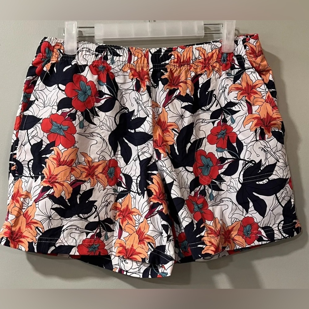 Columbia Women's Sandy River Stretch Floral Print Shorts Size Medium 5 in Inseam